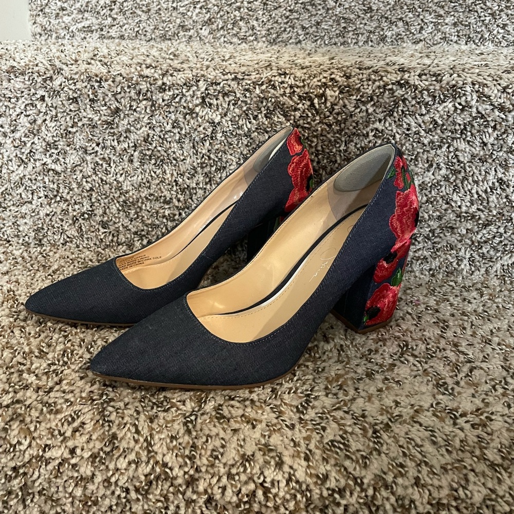 Jessica Simpson Pumps Chambray with Rose Embroidery on 3.5” heels.  Never worn.